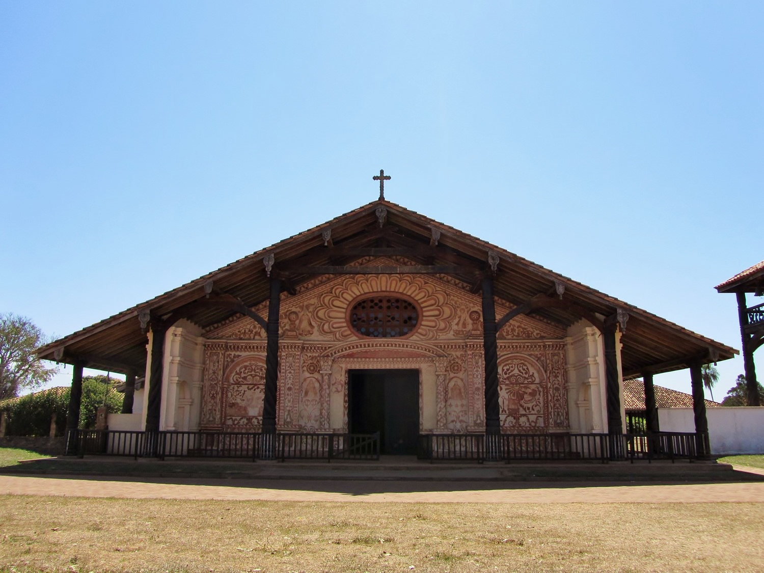 Especialista en pinturas murales en misiones jesuíticas visita el RUM