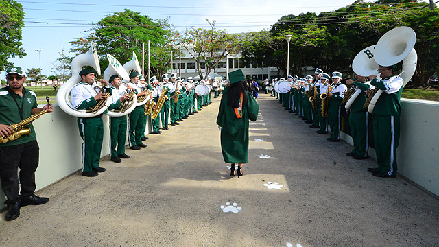 Desfile sesión de la mañana