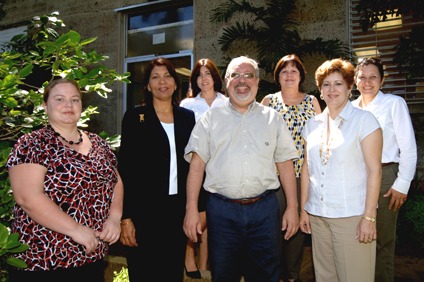 Members of the Advance research team are: (from left to right) Linda Marrero, Administrative Assistant of the project, Doctors Mildred Chaparro, Astrid Cruz Pol, Antonio González Quevedo, Luisa Guillemard, Marisol Vera, and Sonia Bartolomei.