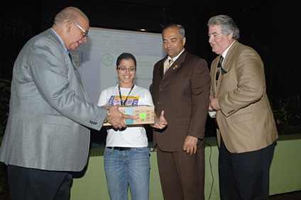 Members of the CIAPR, as well as UPRM faculty members, had the opportunity to familiarize the students with different themes in the professions of Engineering and Surveying.