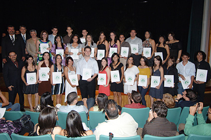 La Facultad de Artes y Ciencias premió 540 colegiales por su alto desempeño.