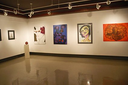 The works of 18 college students hang in the gallery of the Carlos E. Chardón Building. (Photographs by Carlos Díaz / UPRM Press)