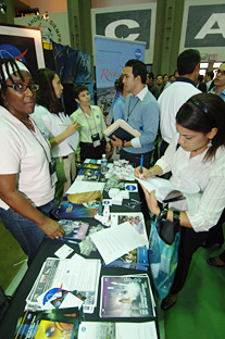 La anualmente esperada feria de empleo contó con la participación de más de 90 compañías.