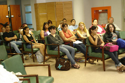 La presentación del libro tuvo lugar en la Sala Álvarez Nazario de la Biblioteca General.