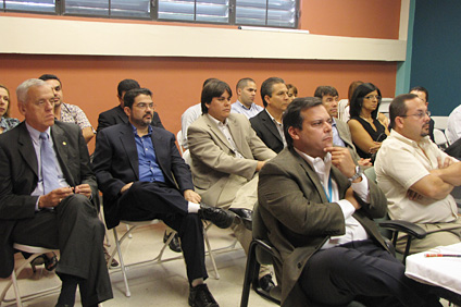 Parte de los participantes de la ceremonia del décimo aniversario de ViTec.