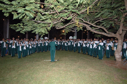 La Banda Colegial también se unió a la celebración.