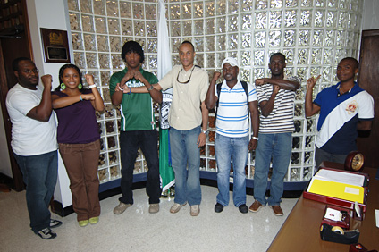 El RUM cuenta con siete alumnos haitianos que realizan sus estudios en los Colegios de Ingeniería y Ciencias Agrícolas.