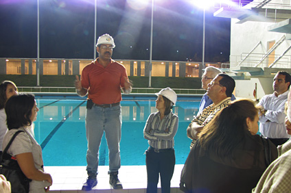 El ingeniero Pedro Archeval de Caribbean Project Management fue el anfitrión durante el recorrido de la ODECABE.