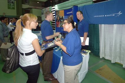 Lockheed Martin, empresa especializada en el desarrollo, diseño, manufactura e integración de sistemas, productos y servicios de tecnología avanzada, fue uno de los patronos que asistió a la Feria.