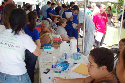 Alrededor de 200 asistentes se beneficiaron de las clínicas de salud.