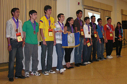 Anthony Erb cargó con una medalla de bronce para Puerto Rico. Otros diez competidores hicieron lo propio para sus países.