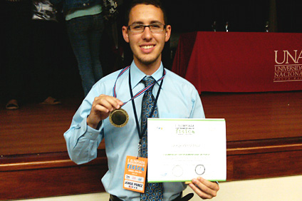Jorge Pérez Díaz obtuvo medalla de oro en la Primera Olimpiada Centroamericana y del Caribe.