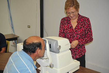 Los empleados participaron activamente en las diferentes clínicas, entre ellas, la de visión.