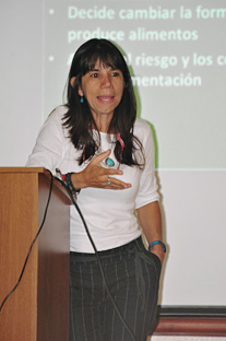 La profesora Gabriela Soto, del Centro Agronómico Tropical de Investigación y Enseñanza de Costa Rica.