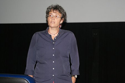 La doctora Mary Leonard, coordinadora del certificado en cine del RUM, acompañó a sus estudiantes durante la ocasión.
