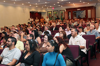 Familiares, amigos, colegas, estudiantes y admiradores del geólogo le rindieron un singular homenaje que tuvo lugar en el Museo Eugenio María de Hostos.