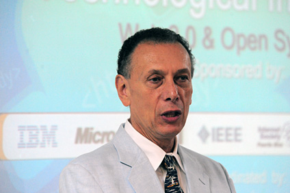 El doctor Mario Vecchi, presidente de Apex Technologies, habló sobre los objetivos de la competencia.