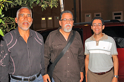 Desde la izquierda, Ruperto Chaparro, director de Sea Grant; Manuel Valdés Pizzini, director del CIEL; y Fernando Gilbes, director de CoHemis.