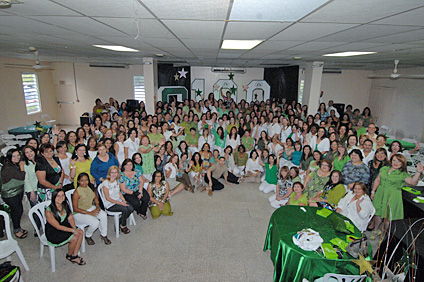 Una foto histórica unió a los empleados que forman parte del personal administrativo colegial durante el año del Centenario de la institución.