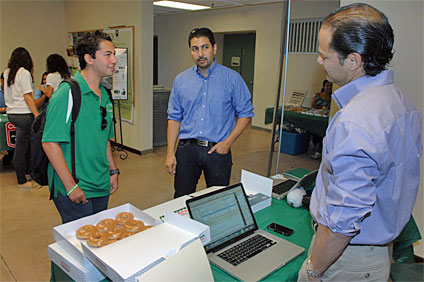 La Expo contó con la visita de representantes de diversas compañías, quienes tuvieron la oportunidad de conocer a los estudiantes.