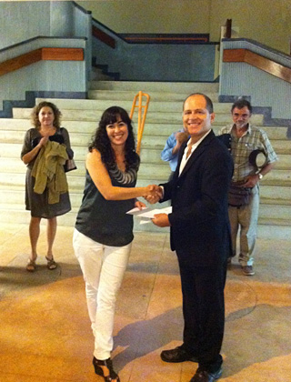Sayra Rodr&iacute;guez, del Departamento de Qu&iacute;mica del RUM, gan&oacute; el segundo lugar de la competencia de afiches.<br>Suministrada