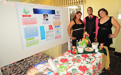 El equipo <em>Toquecito Navide&ntilde;o</em> present&oacute; un mantecado elaborado a base de arroz con dulce.<br>Carlos D&iacute;az / Prensa RUM