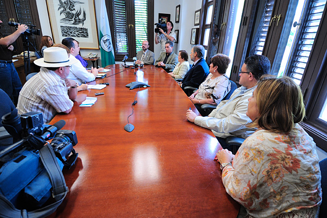 El doctor Jorge Rivera Santos comparti&oacute; sus planes durante su primera conferencia de prensa tras su designaci&oacute;n como rector en propiedad del RUM.<br>Carlos D&iacute;az/Prensa RUM