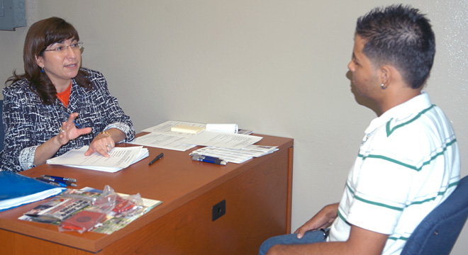 Varios representantes del Cuerpo de Ingenieros visitaron el Recinto con la misi&oacute;n de orientar a los colegiales interesados en sus oportunidades de investigaci&oacute;n y empleo.<br>Archivo