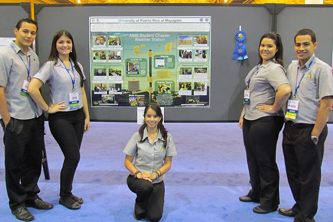 El grupo colegial obtuvo el primer lugar en la competencia de afiches de cap&iacute;tulos estudiantiles de la Reuni&oacute;n Anual de la AMS que se llev&oacute; a cabo en New Orleans, Louisiana.<br>Suministrada