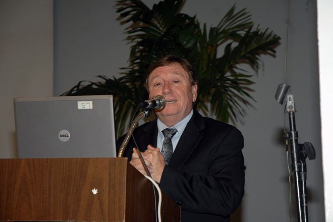 El doctor Juan L&oacute;pez Garriga, decano de Artes y Ciencias, dio un mensaje de bienvenida a los asistentes.<br>Carlos D&iacute;az / Prensa RUM