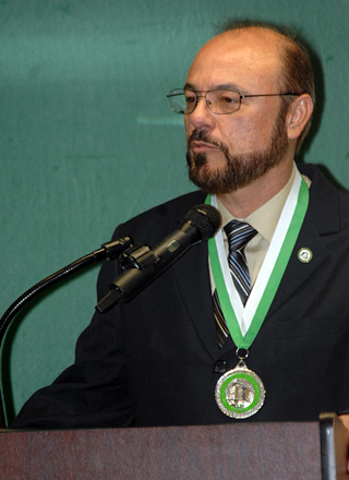 En su discurso, el Rector resalt&oacute; la importancia de mantener la excelencia acad&eacute;mica del recinto mayag&uuml;ezano.<br>Carlos D&iacute;az / Prensa RUM