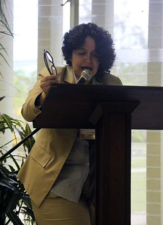 La doctora Lissette Rol&oacute;n Collazo, ofreci&oacute; el mensaje inaugural.<br>Foto cortes&iacute;a de Ambiente PR