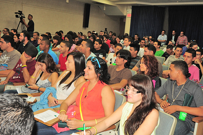 El programa articulado de Ingenier&iacute;a les permite tomar las clases b&aacute;sicas en un periodo de dos a&ntilde;os y luego trasladarse a Mayag&uuml;ez.<br>Carlos D&iacute;az / Prensa RUM