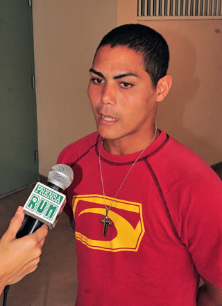 Jonathan Serrano, quien cursa su cuarto a&ntilde;o en la Escuela Eugenio Mar&iacute;a De Hostos, ya tiene muy definidas sus metas acad&eacute;micas gracias a su paso por el CUA.<br>Carlos D&iacute;az / Prensa RUM