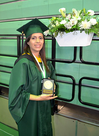 Laura M. Del Valle<br>Amer Otero / Taller de Estudiantes Prensa RUM