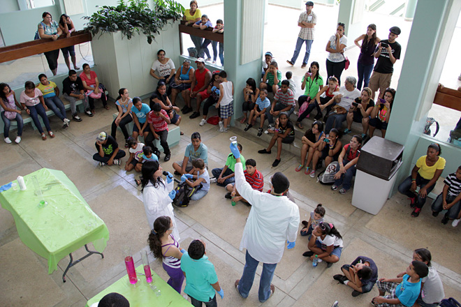 El RUM abri&oacute; sus puertas para recibir la visita de las comunidades de Hato Nuevo en Gurabo y Pe&ntilde;a Pobre en Naguabo, como parte de un proyecto piloto sobre obesidad infantil.<br>Joshua Arbelo / Taller de Estudiantes Prensa RUM