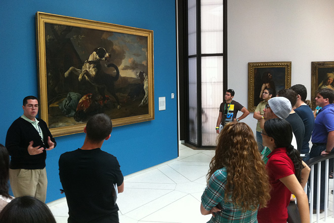 Los colegiales recorrieron el Museo acompa&ntilde;ados por un gu&iacute;a a cargo de ofrecer el contexto hist&oacute;rico de las obras.<br>Suministrada