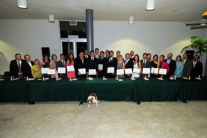 La junta directiva del nuevo Consejo General de Estudiantes del Recinto Universitario de Mayag&uuml;ez.<br>Carlos D&iacute;az / Prensa RUM