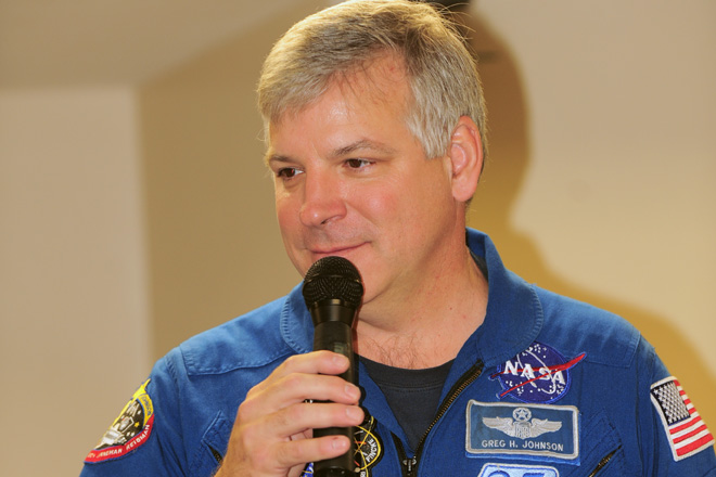 El astronauta Gregory "Box" Johnson fue el piloto de la pen&uacute;ltima misi&oacute;n del <em>Endeavour STS 134</em>.<br>Carlos D&iacute;az / Prensa RUM