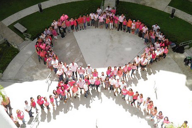 La plazoleta de ADEM sirvi&oacute; de escenario para que estudiantes, profesores y administrativos se reunieran con el fin de reflexionar sobre esta condici&oacute;n.<br>Suministrada