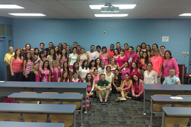 Representantes de varias organizaciones estudiantiles de ININ durante la celebraci&oacute;n de su d&iacute;a rosado.<br>Suministradas