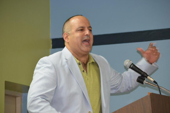 El doctor Mario Roche convers&oacute; sobre los retos de los medios de comunicaci&oacute;n y ofreci&oacute; recomendaciones para redirigir los rumbos del periodismo en Puerto Rico.<br>Suministrada