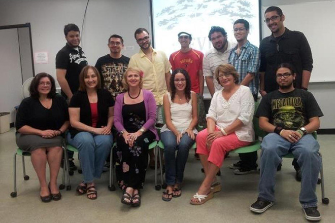 Colaboradores del portal cibern&eacute;tico <em>Esta Vida Boricua</em>.<br>Foto por: Alejandro Orengo