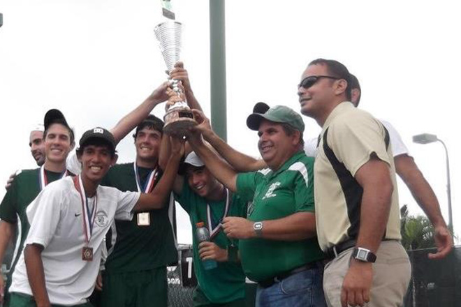 El equipo arras&oacute; con los Gallitos de R&iacute;o Piedras en un partido que termin&oacute; tres a cero a favor de los Colegiales.<br>Suministrada