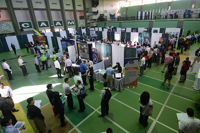 La Feria de Primavera recibi&oacute; este a&ntilde;o alrededor de 30 compa&ntilde;&iacute;as privadas y agencias gubernamentales, tanto locales como internacionales.<br>Carlos D&iacute;az / Prensa RUM