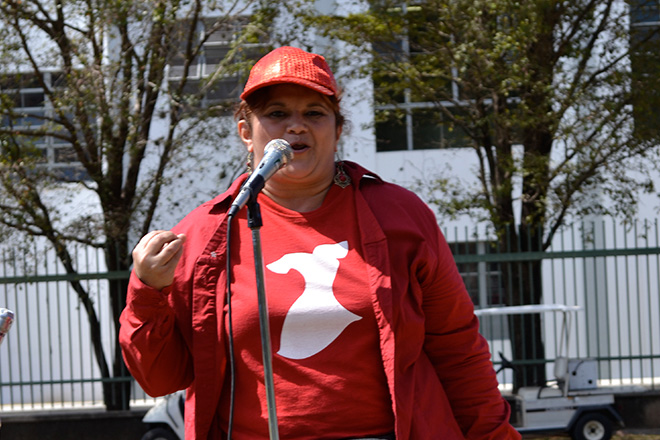 La profesora Migdalia R&iacute;os, coordinadora del evento, explic&oacute; que la iniciativa responde a que las estad&iacute;sticas revelan una mayor incidencia de este tipo de condiciones en la poblaci&oacute;n femenina.<br>Amer Otero/Taller de Estudiantes Prensa RUM