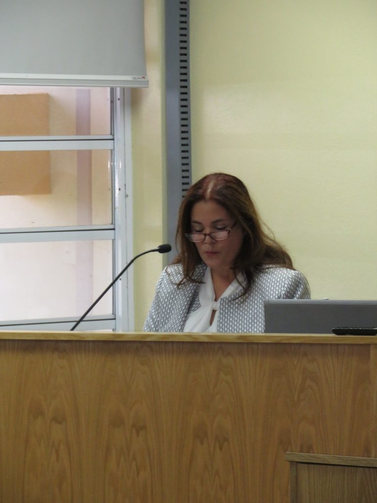 Dra. Maribel Acosta, Catedrática del Departamento de Estudios Hispánicos