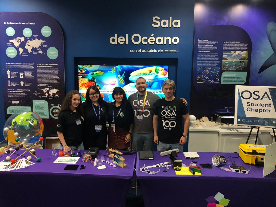 From left to right: Wilmaris Muñiz (SAS Member), Annette M. Colón (SAS President), Gabriela Padilla (SAS Member), Larry Theran (OSA President) and Sergiy Lysenko (OSA UPR-M Advisor) [Photo credit: Larry Theran]