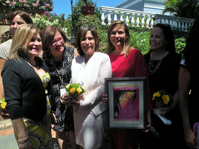 Homenaje a la Mujer Trabajadora de Nuestra Tierra - Jardín Huerto de la Primera Dama