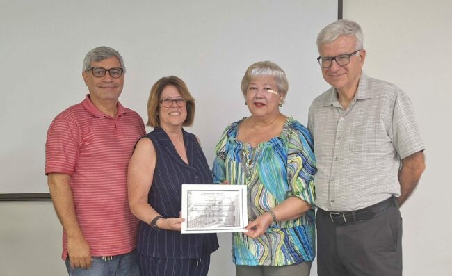 Dr. Robert Rios, Dra. Belinda Pastrana, Dra. Carmen Vega y Dr. Rodolfo Romanach